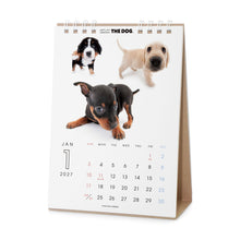 Read the image into the gallery view, THE DOG 2027年カレンダー 卓上サイズ(オールスター)の1月