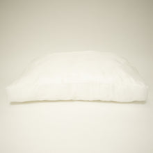 画像をギャラリービューアに読み込む, UNIVERSAL OVERALL CUSHION クッション