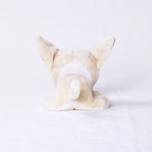 Lea la imagen en la vista de la galería, El perro peluche mini (chihuahua) chihuahua

